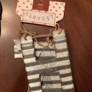 Harvest metal banner